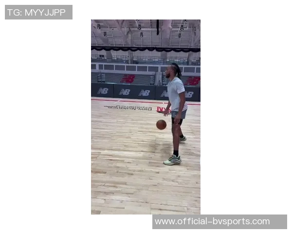 加兰分享休赛期投篮秘诀研究库里比赛录像提升技巧