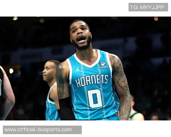 迈尔斯布里奇斯半场三分火力全开独揽20分5篮板助球队争胜 迈尔斯布里奇斯半场三分火力全开独揽20分5篮板助球队争胜