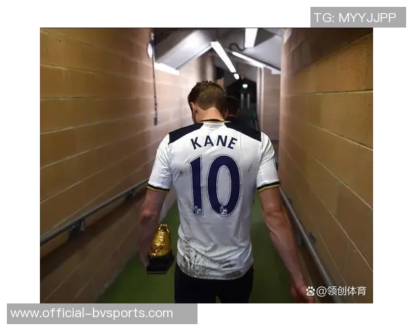 天空报道凯恩脚踝受伤能否参加与威尔士热身赛仍存疑问