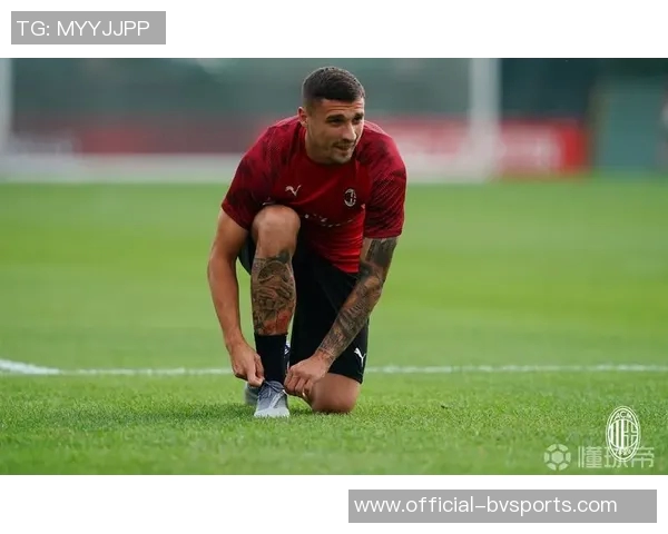 小卡独自训练至六月力求提升身体适应高强度对抗能力 小卡独自训练至六月力求提升身体适应高强度对抗能力