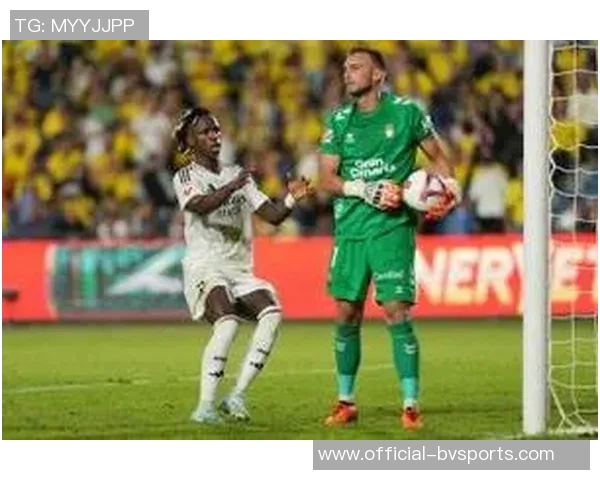 佩德里拼抢维尼修斯球衣遭黄牌皇马反击精彩瞬间回顾 佩德里拼抢维尼修斯球衣遭黄牌皇马反击精彩瞬间回顾