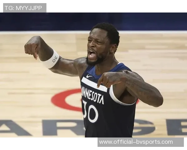 兰德尔半场表现出色9投6中助力球队三分球命中率高达667