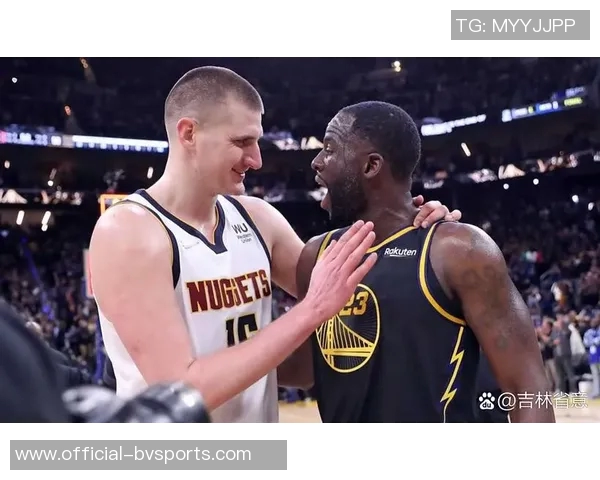 费尔顿称赞约基奇为现役最佳杜兰特巅峰期则是无可争议的进攻王 费尔顿称赞约基奇为现役最佳杜兰特巅峰期则是无可争议的进攻王