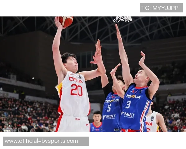 中国篮球2025年回顾杨瀚森成功登陆NBA男篮起伏不定潜力赛引发热议与争论
